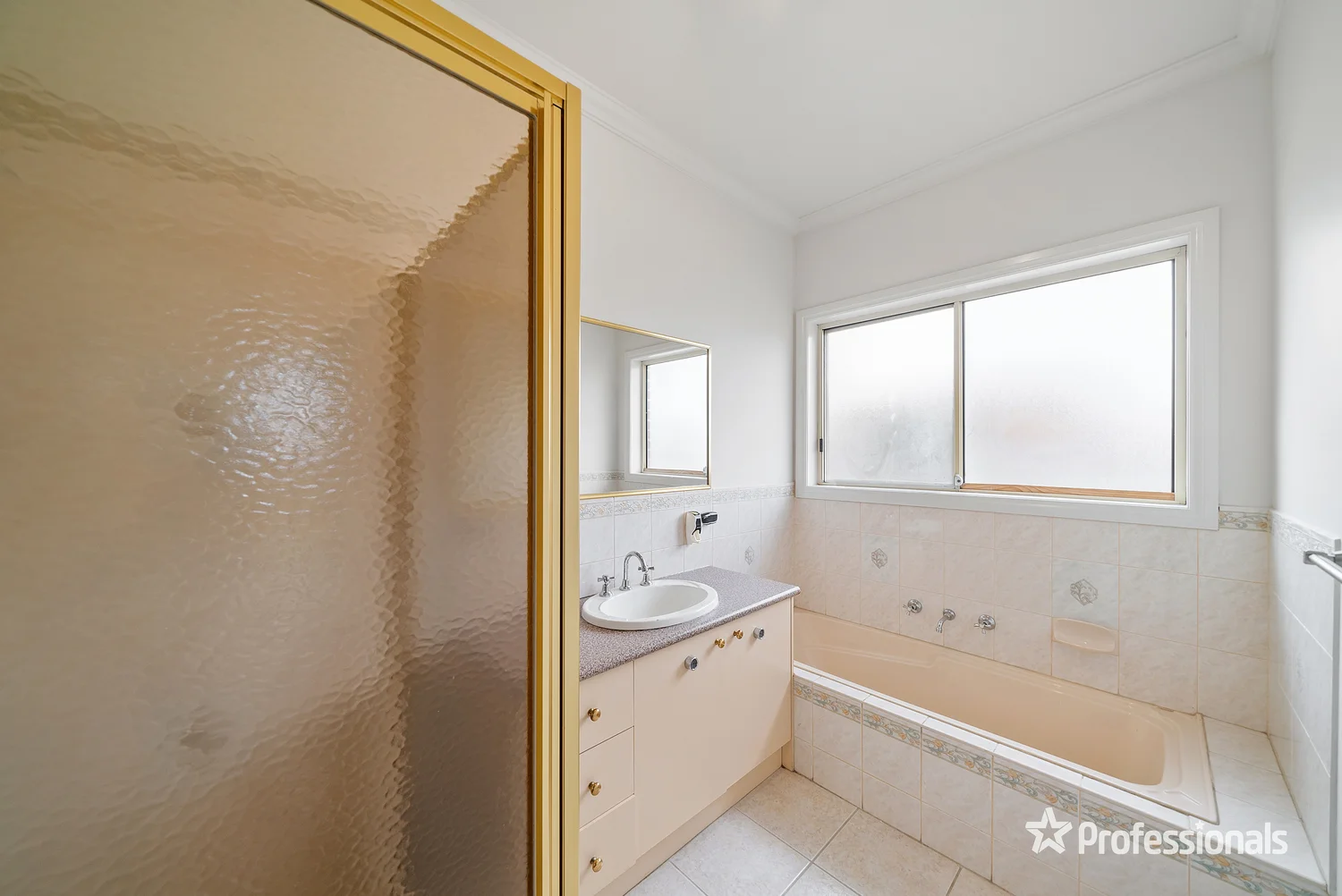 Additional image 12 of 21 Tasman Crescent, Taylors Lakes VIC 3038