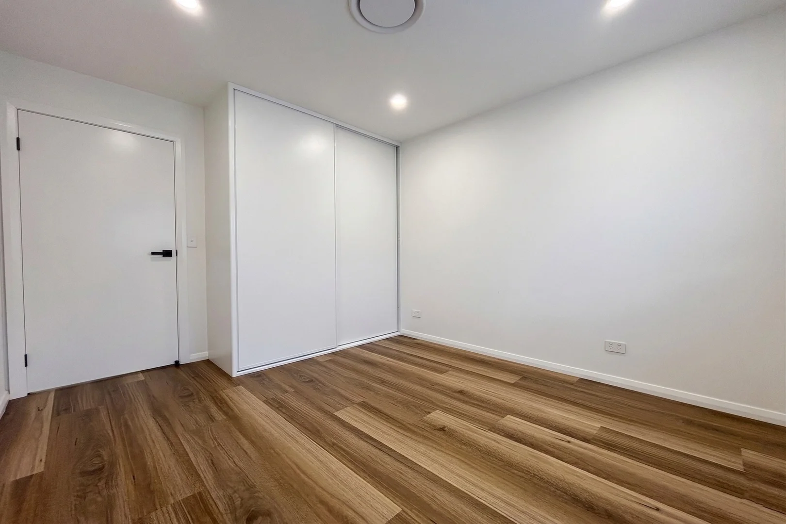 Additional image 3 of 20A Dobell Circuit, St Clair NSW 2759