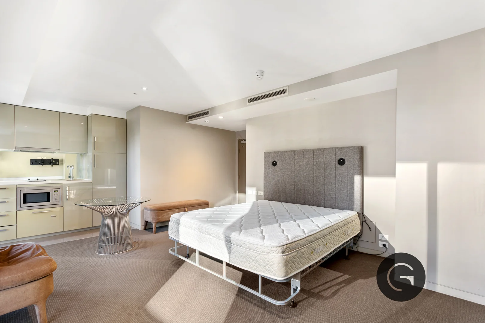 Additional image 2 of 209/452 St Kilda Road, Melbourne VIC 3004