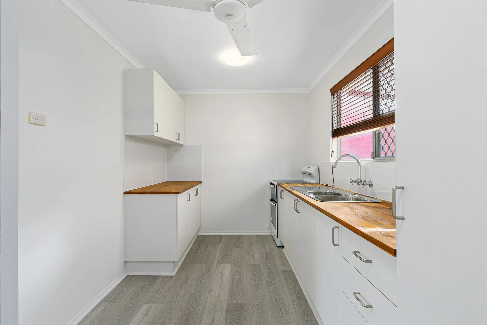 Additional image 3 of 17 Warringah Grove, Petrie QLD 4502