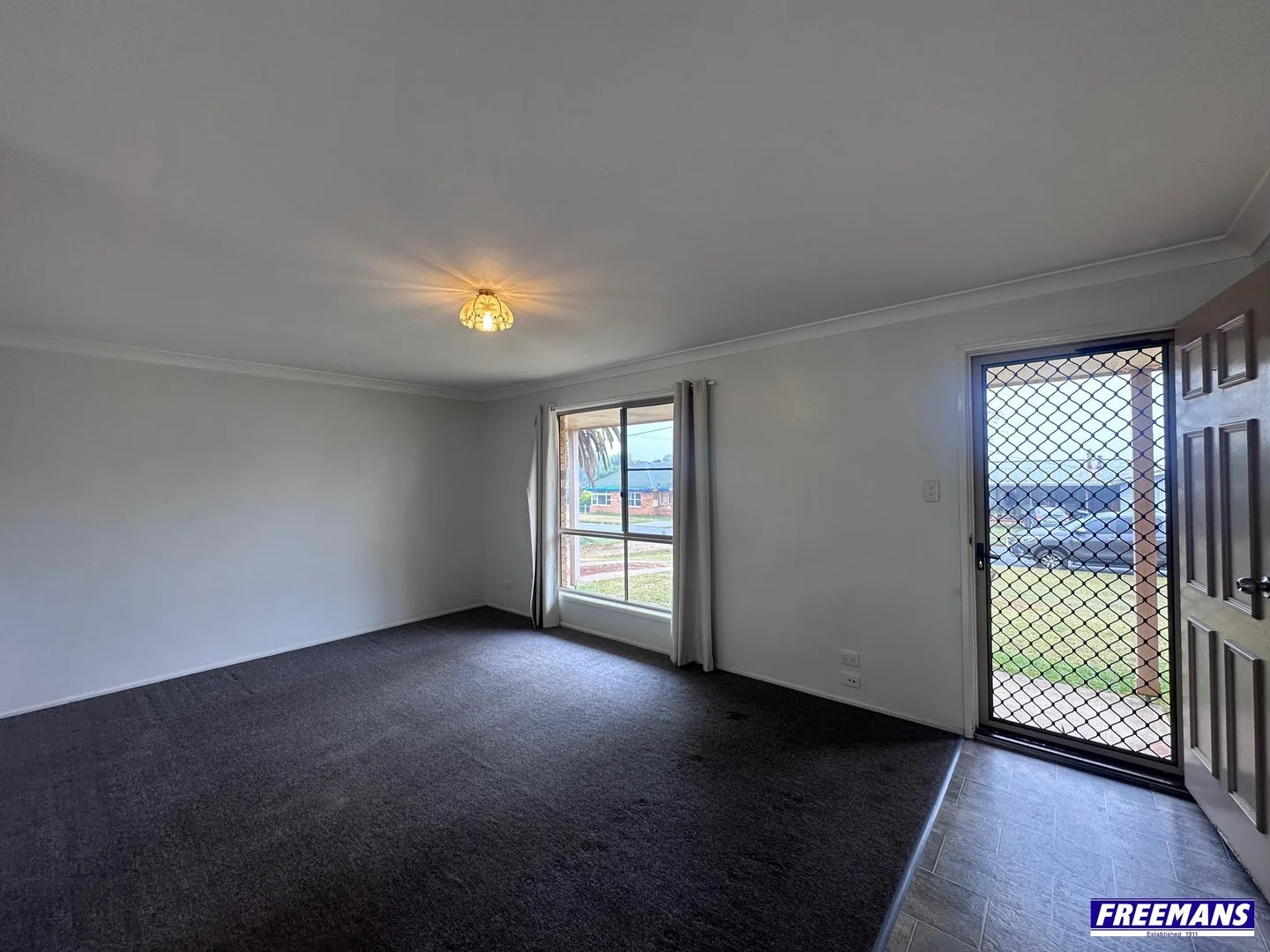 6 Webster Street, Kingaroy QLD 4610 photo 4