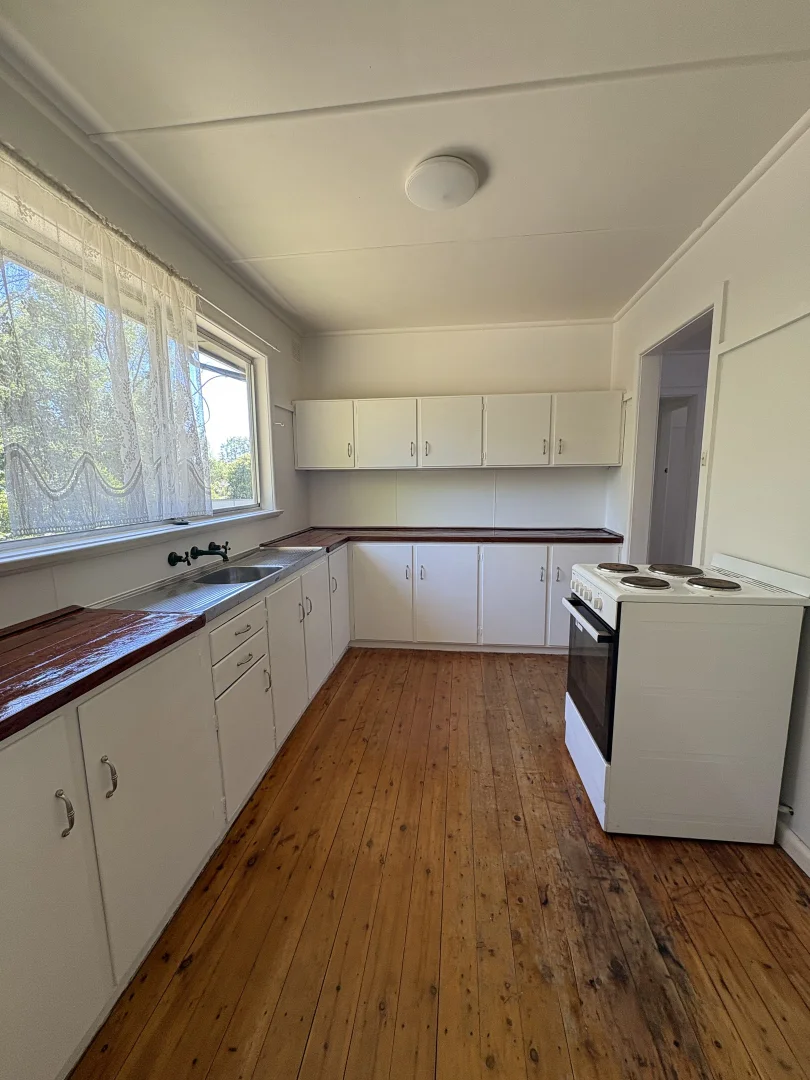 Additional image 2 of 2/7 Macquarie Street, Tumut NSW 2720