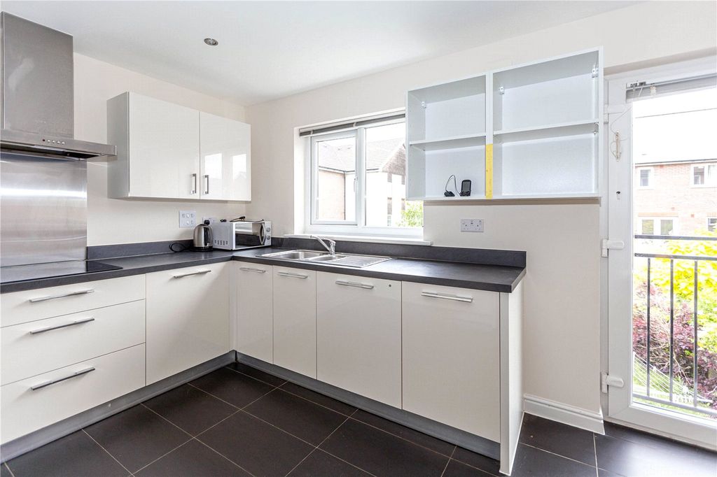 Additional image 21 of 6 bed semi-detached house to rentHatton Road, Cheswick Village, Bristol BS16