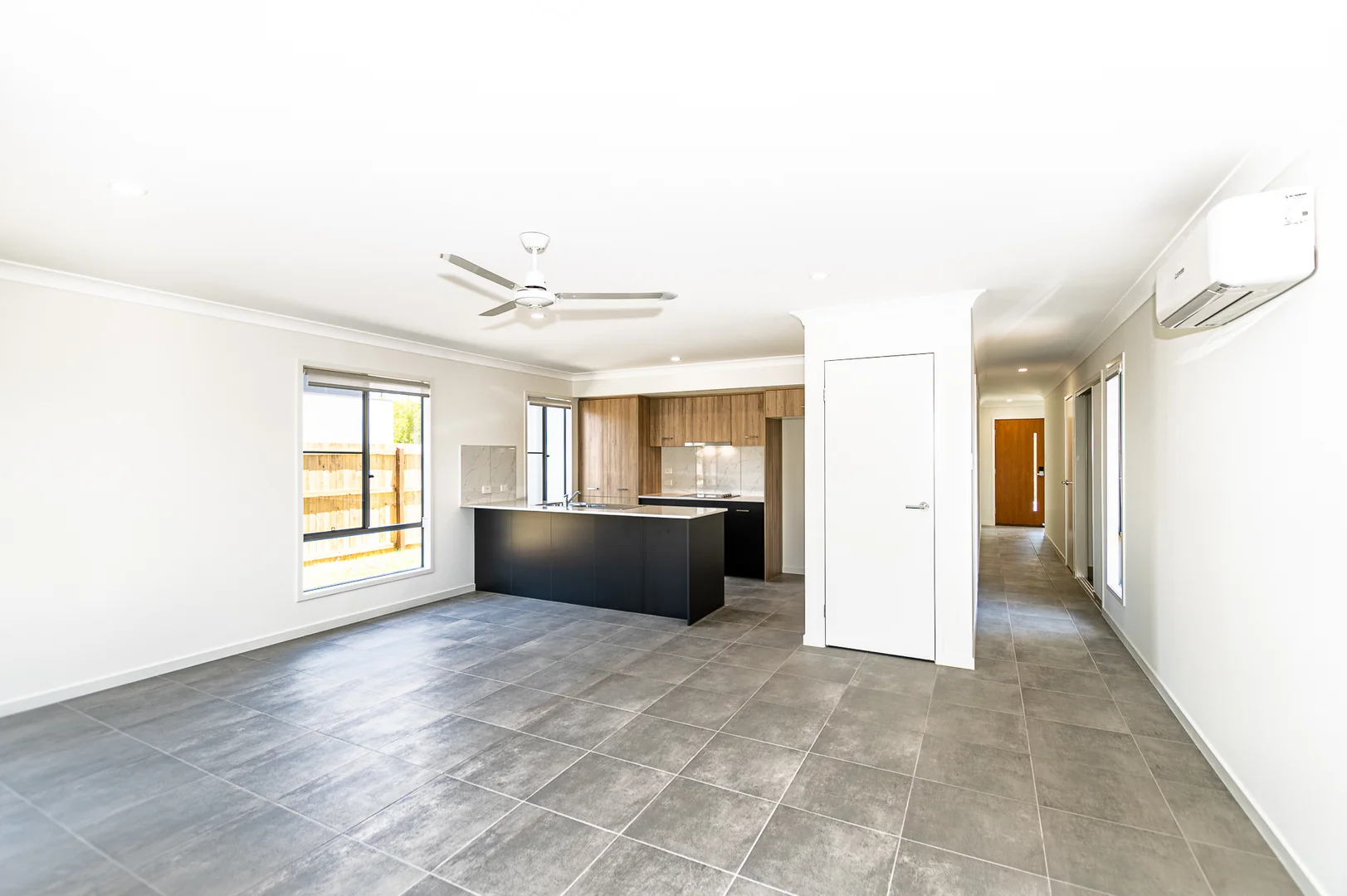 1/46 Seashell Avenue, Coomera QLD 4209 photo 3