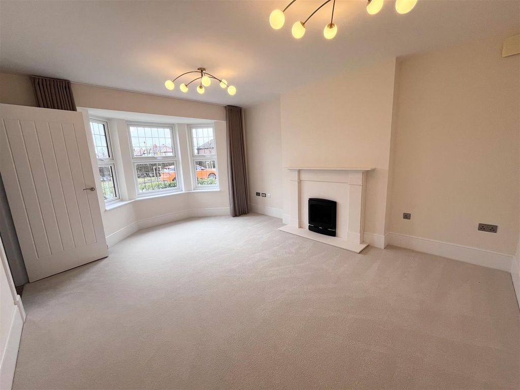Additional image 2 of 5 bed property to rentCotes Drive, Knutsford WA16
