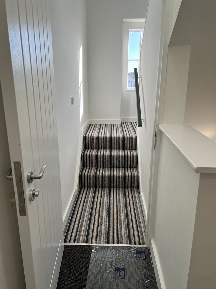 2 Bed Flat, Hampton Lane, BS6, N1 7GU photo 3