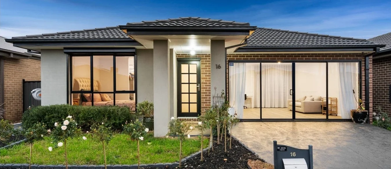 16 Mulgra View, Tarneit VIC 3029