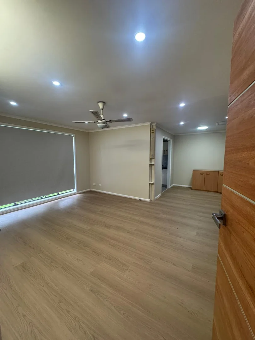 Additional image 2 of 100 Lanica Drive, Ingleburn NSW 2565