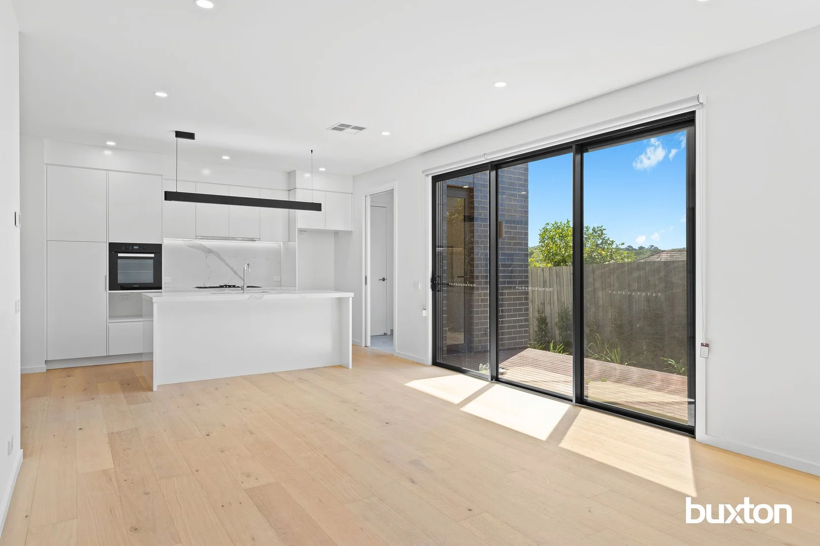 3/3 Farleigh Avenue, Burwood VIC 3125