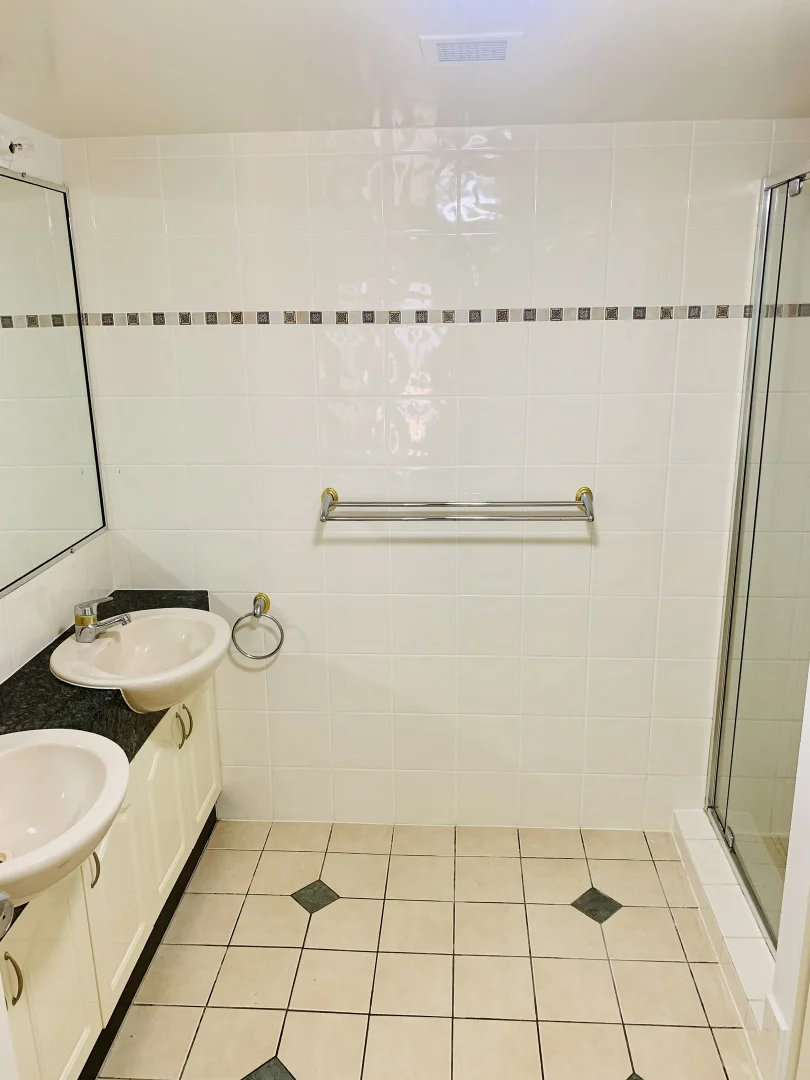Additional image 14 of 5/94-98 Prince Edward Pde, Redcliffe QLD 4020