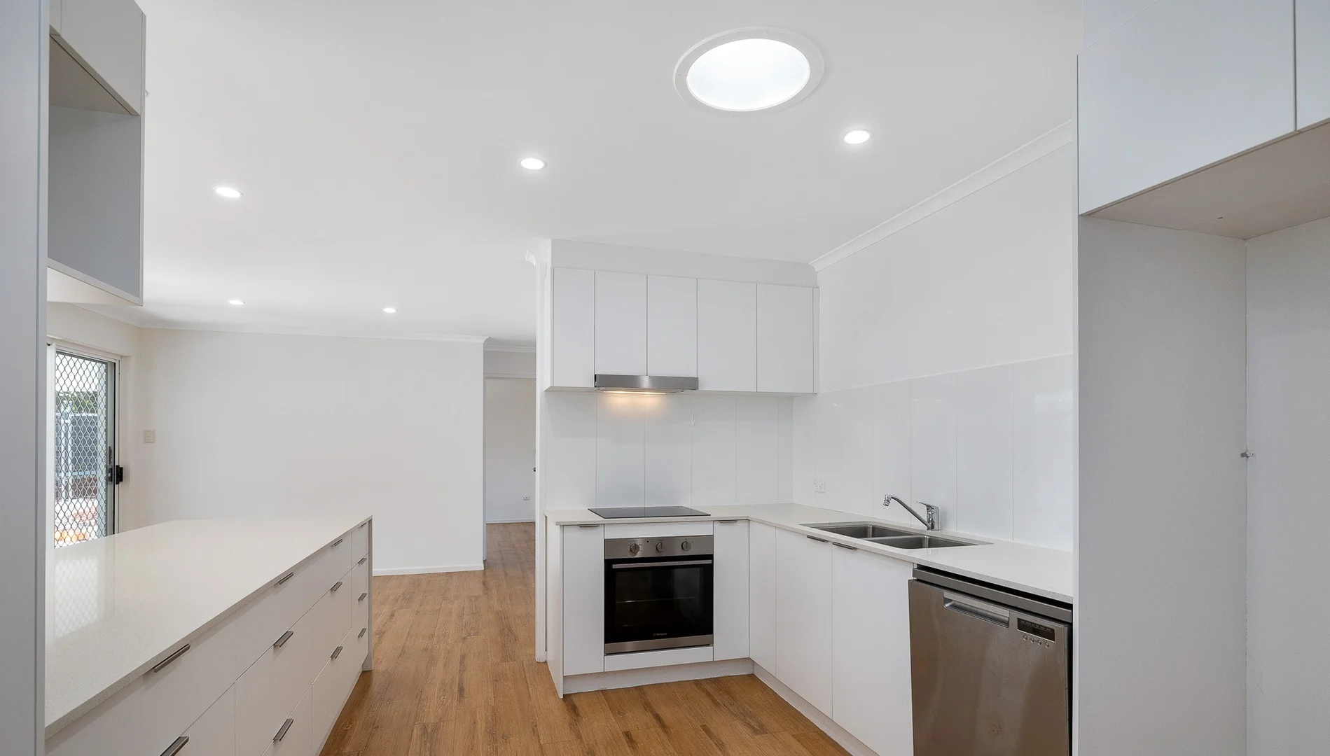 Additional image 2 of 53-55 Langdon St, Cleveland QLD 4163