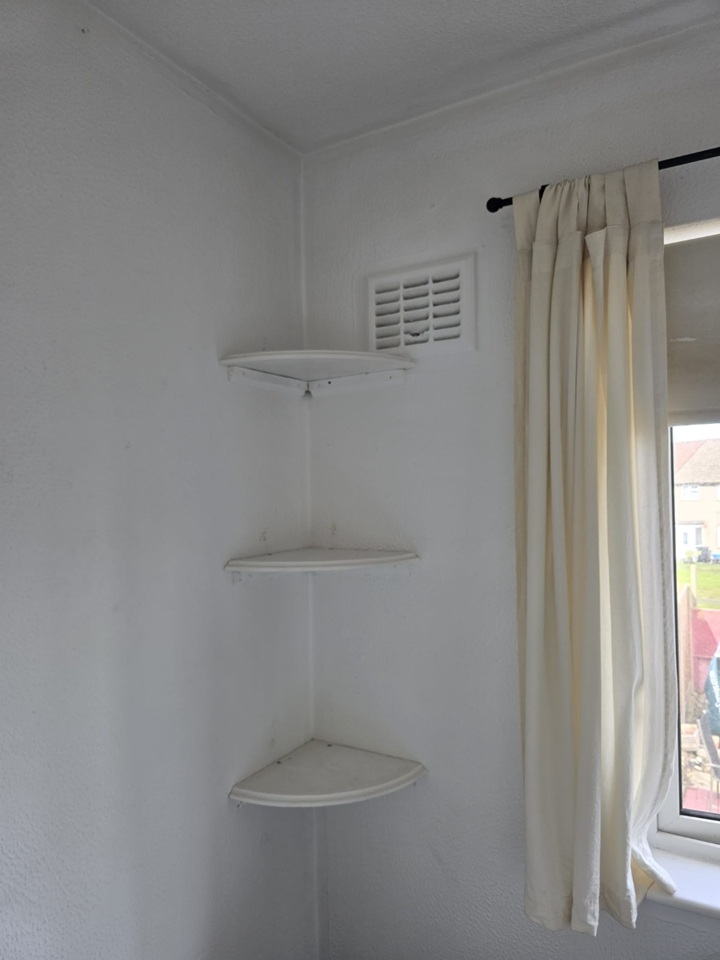 Room in a Shared House, Mow Barton, BS13, N1 7GU photo 2