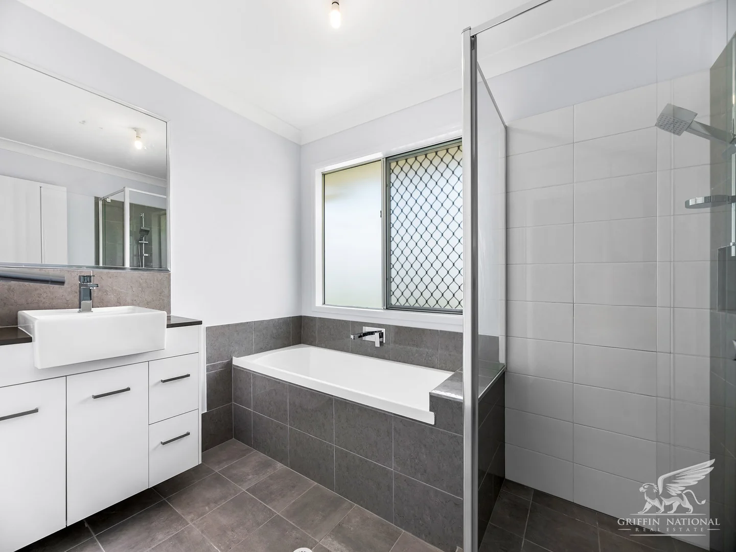 Additional image 13 of 53 Byron Avenue, Newport QLD 4020