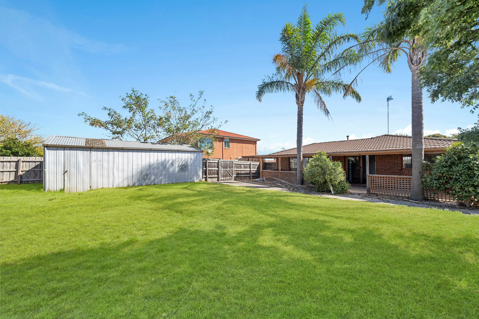 32 Earnshaw Drive, Carrum Downs VIC 3201 photo 3
