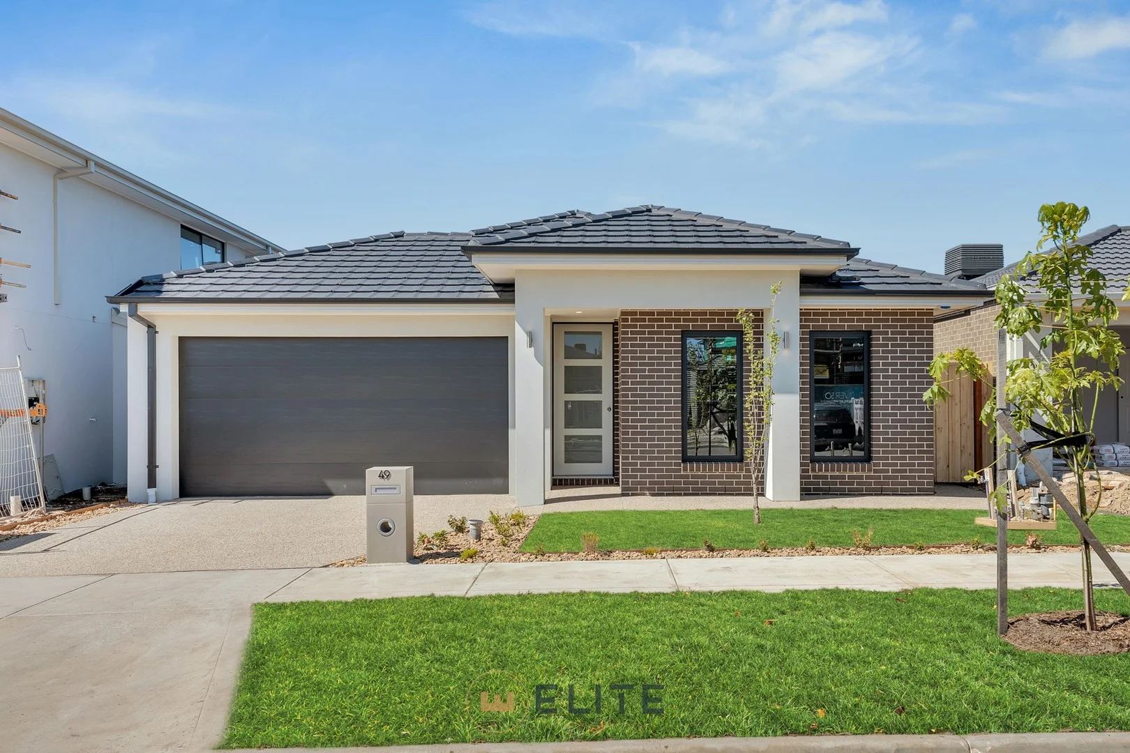 49 Taranaki Circuit, Clyde North VIC 3978