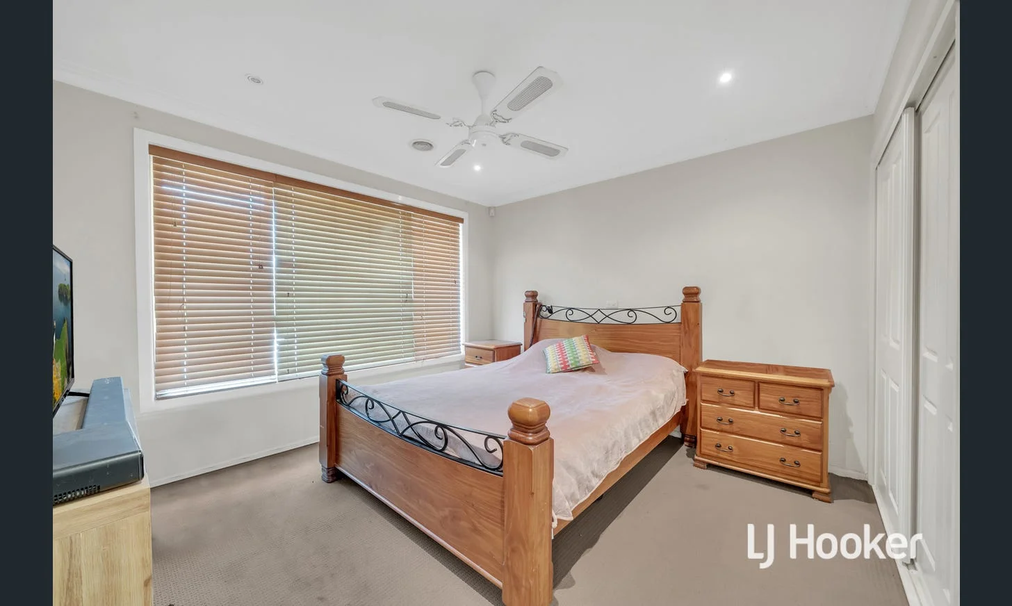 38 Manson Drive, Melton South VIC 3338