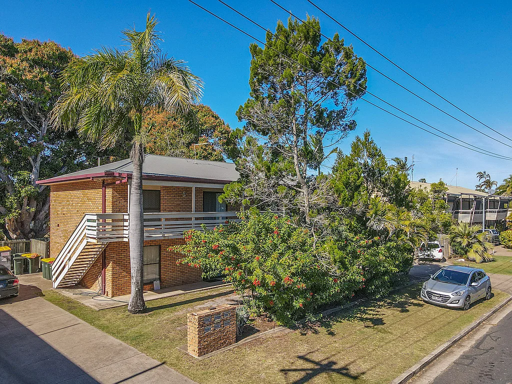 3/449 Esplanade, Torquay QLD 4655