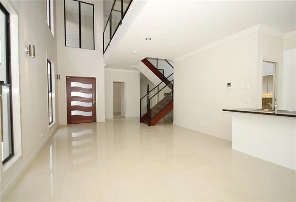 Additional image 3 of 8 Long Street, Hendra QLD 4011