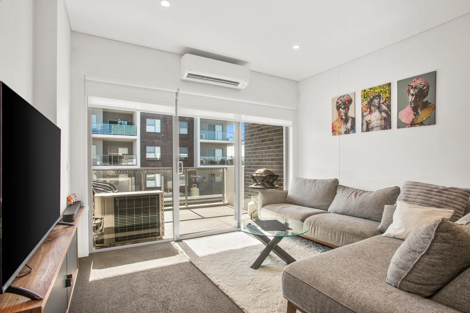 302/1 Evelyn Court, Shellharbour City Centre NSW 2529