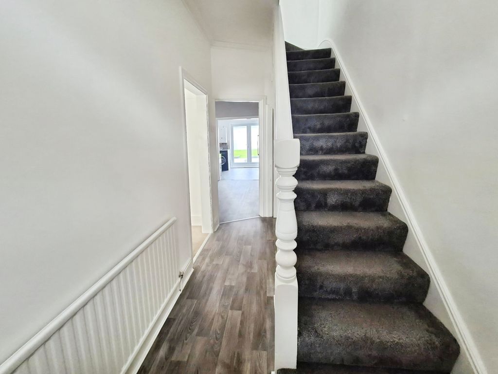 Additional image 4 of 3 bed terraced house to rentStockton Road, Newport NP19