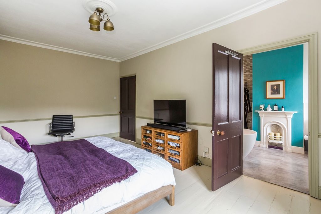 Additional image 9 of 5 bed town house to rentLansdown Parade, Cheltenham GL50