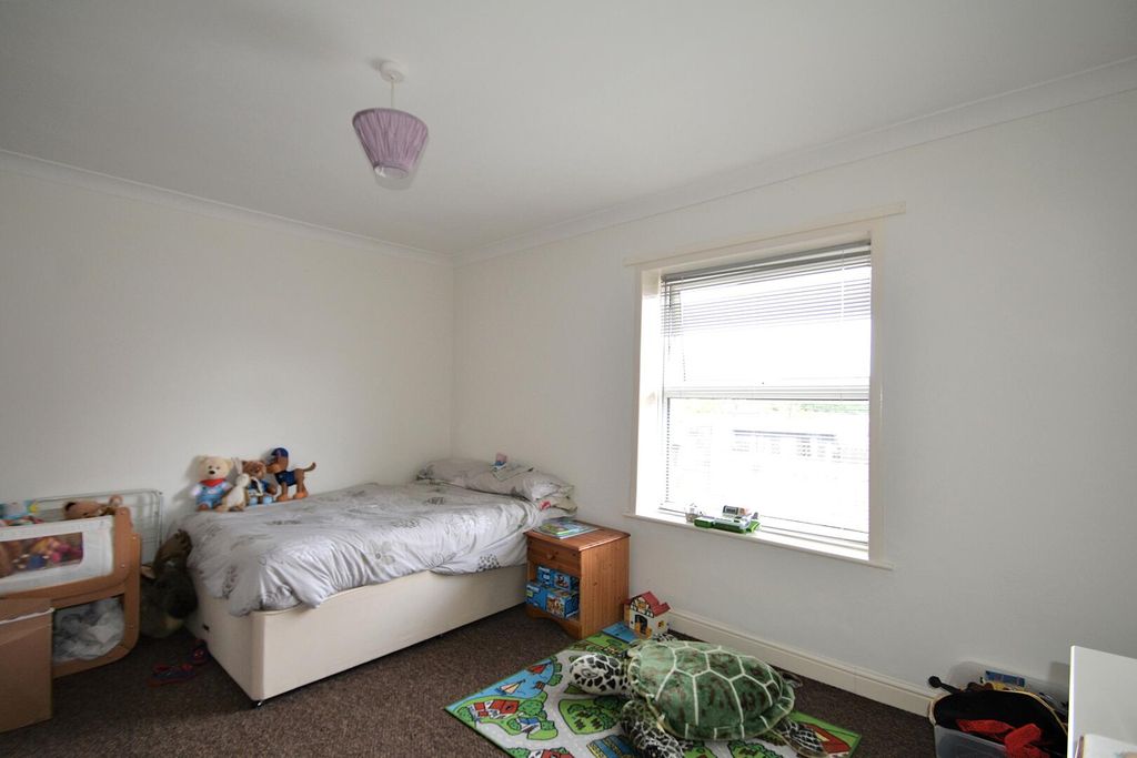 Additional image 6 of 2 bed end terrace house to rentWorsley Road, Newport PO30