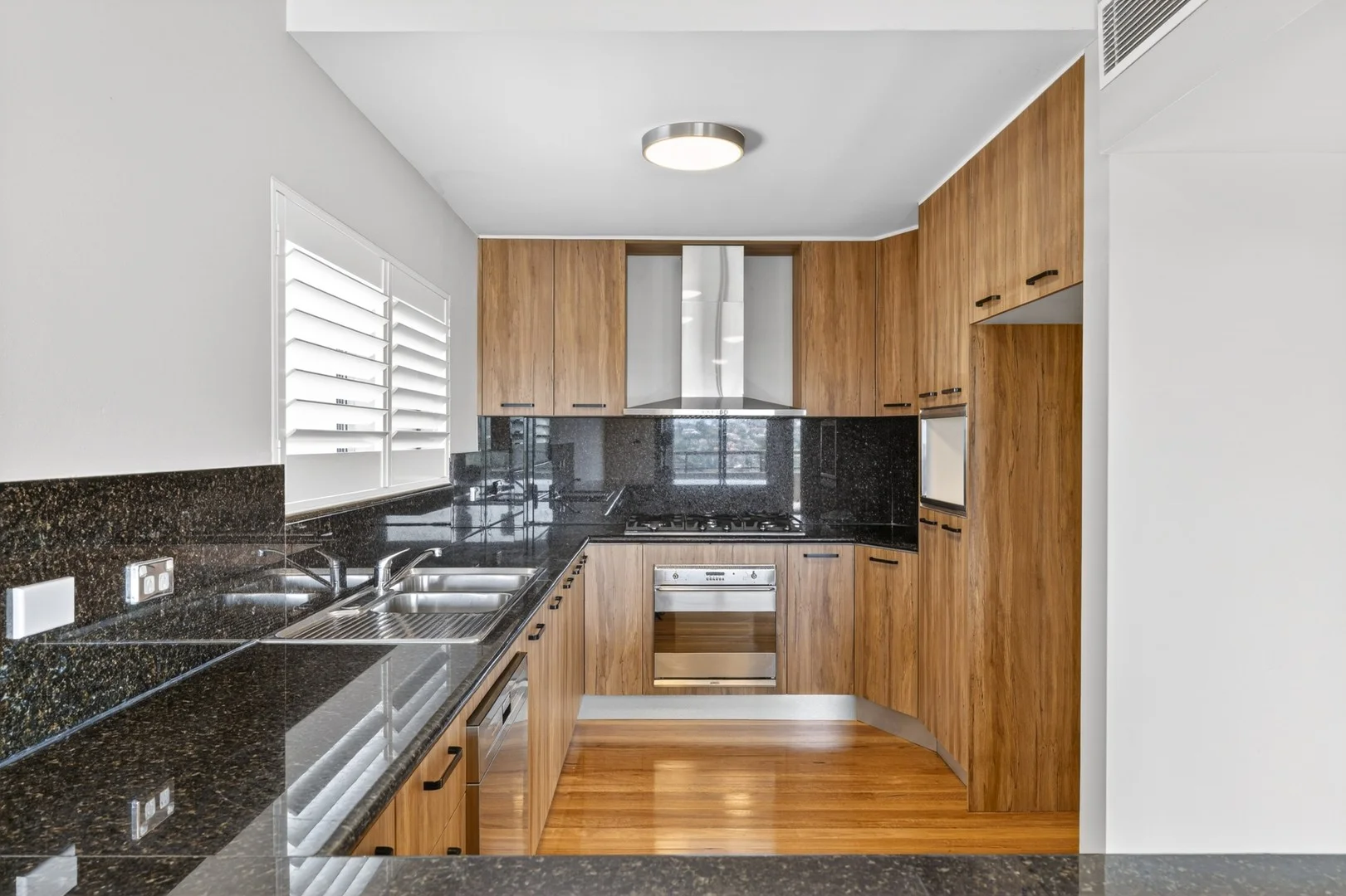 2/29 Alexander Street, Coogee NSW 2034