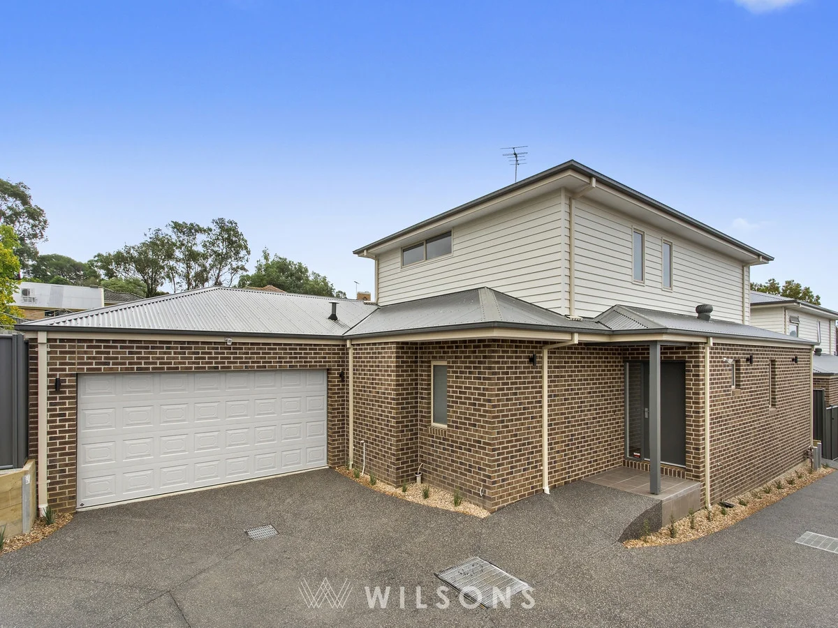 2C Harrison Court, Highton VIC 3216