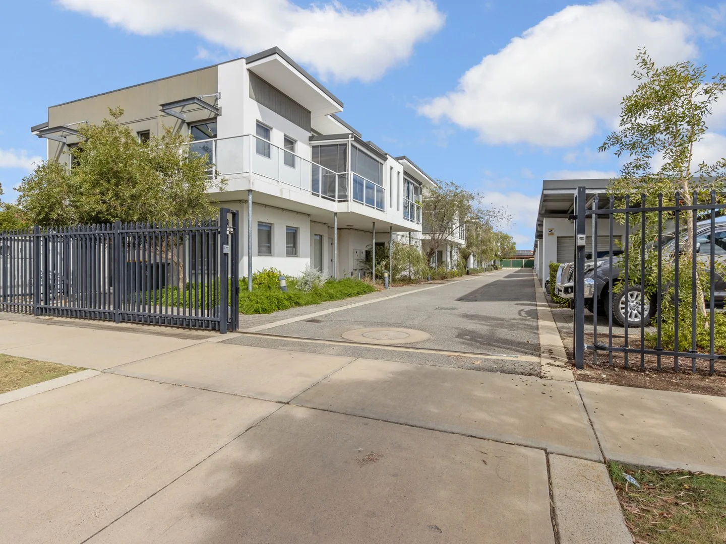 16/13 Spring Avenue, Midland WA 6056