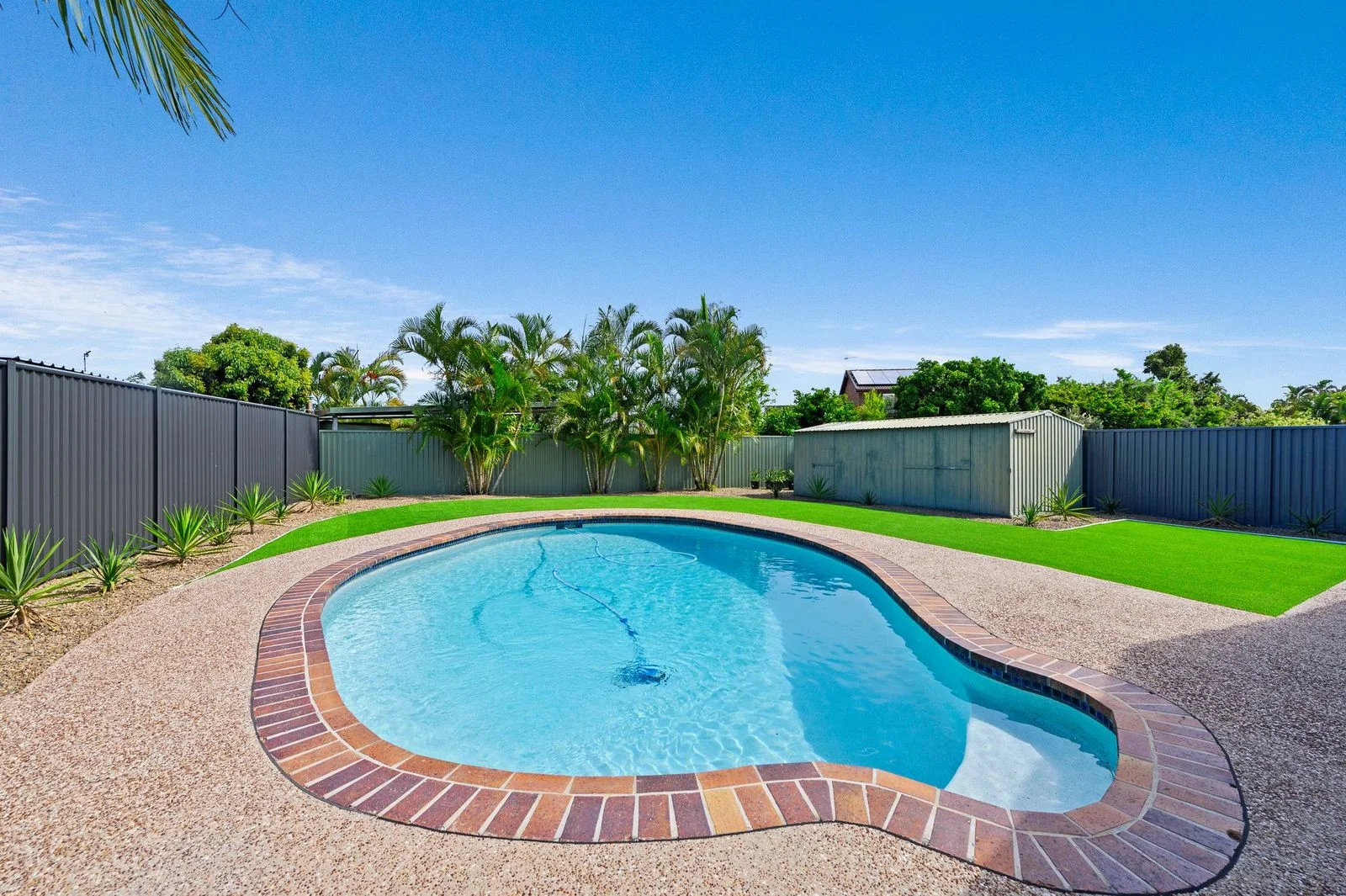 145 Barrier Reef Drive, Mermaid Waters QLD 4218