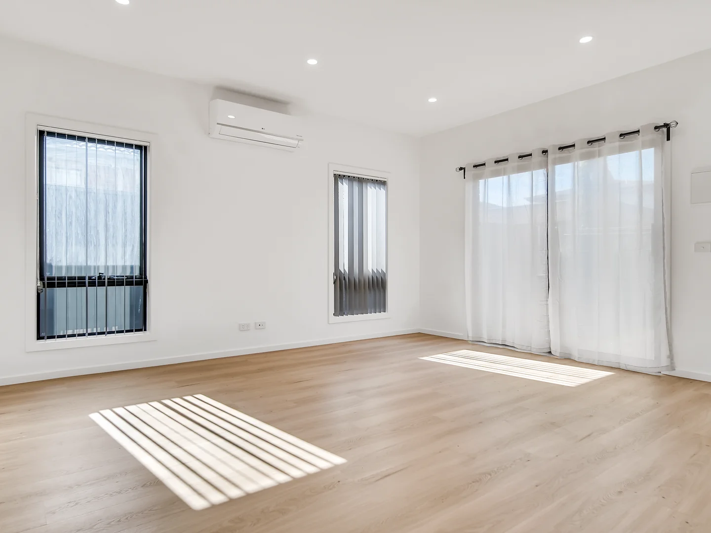 Additional image 2 of 2/11B Ross Street, Dandenong VIC 3175