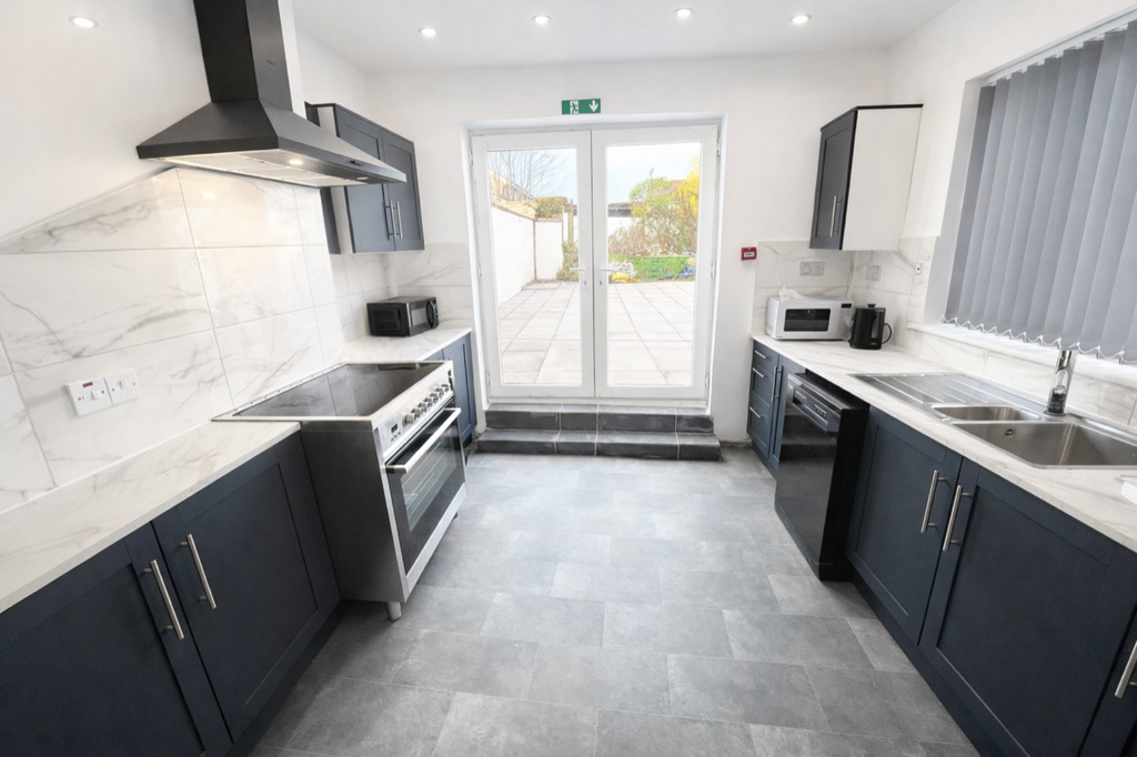 Room to rentLancaster Road, Hartlepool TS24
