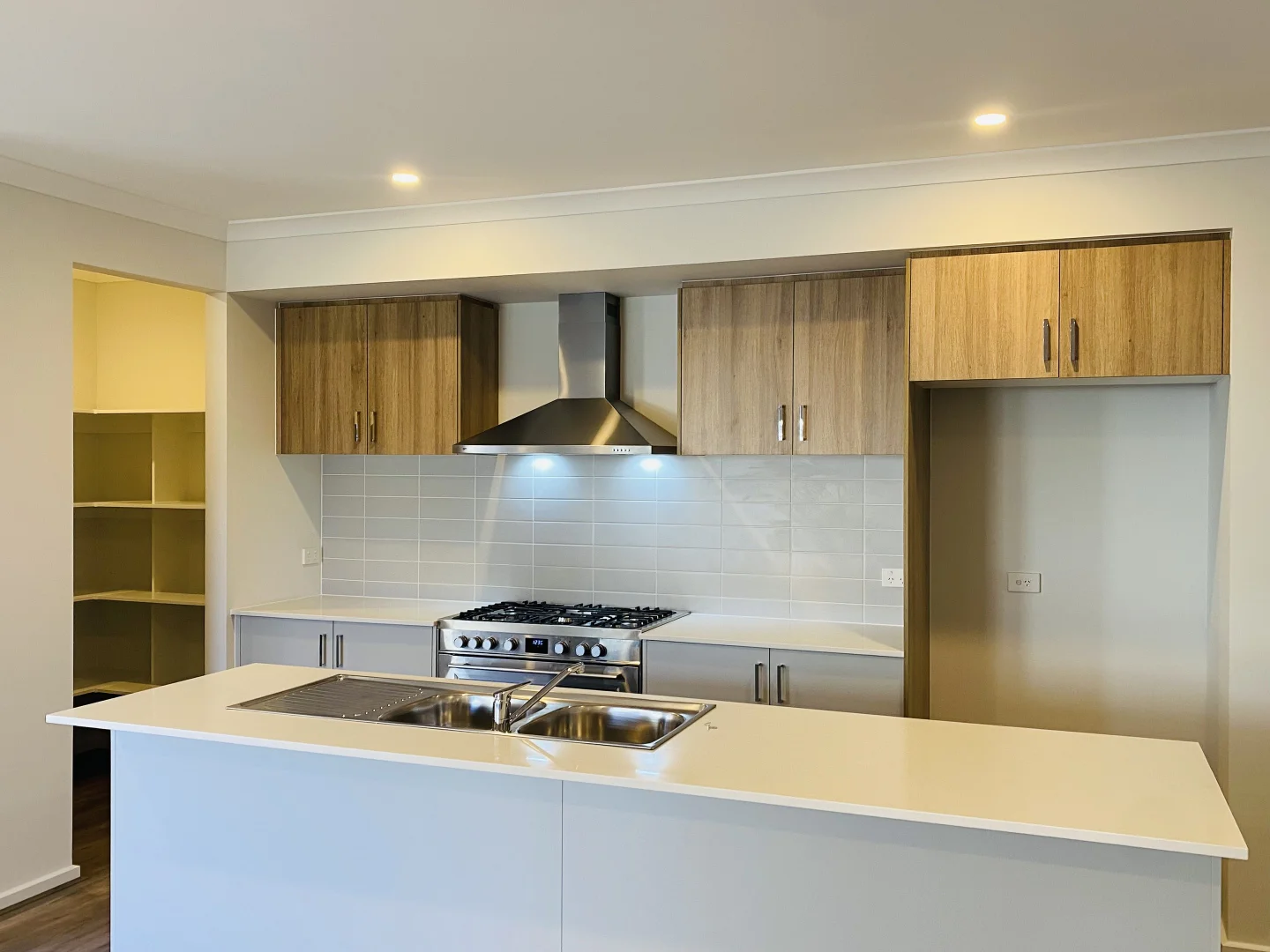 Additional image 2 of 34 Royal Mile Avenue, Berwick VIC 3806