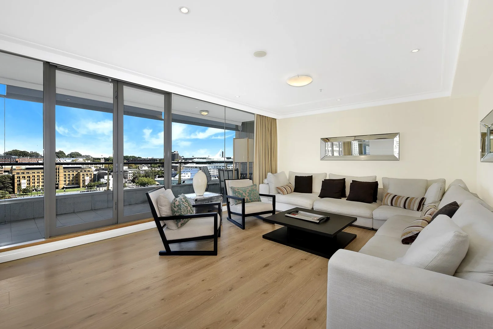 1402/61-69 Macquarie Street, Sydney NSW 2000