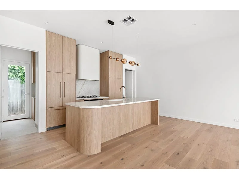 35 Brosnan Crescent, Strathmore VIC 3041 photo 3
