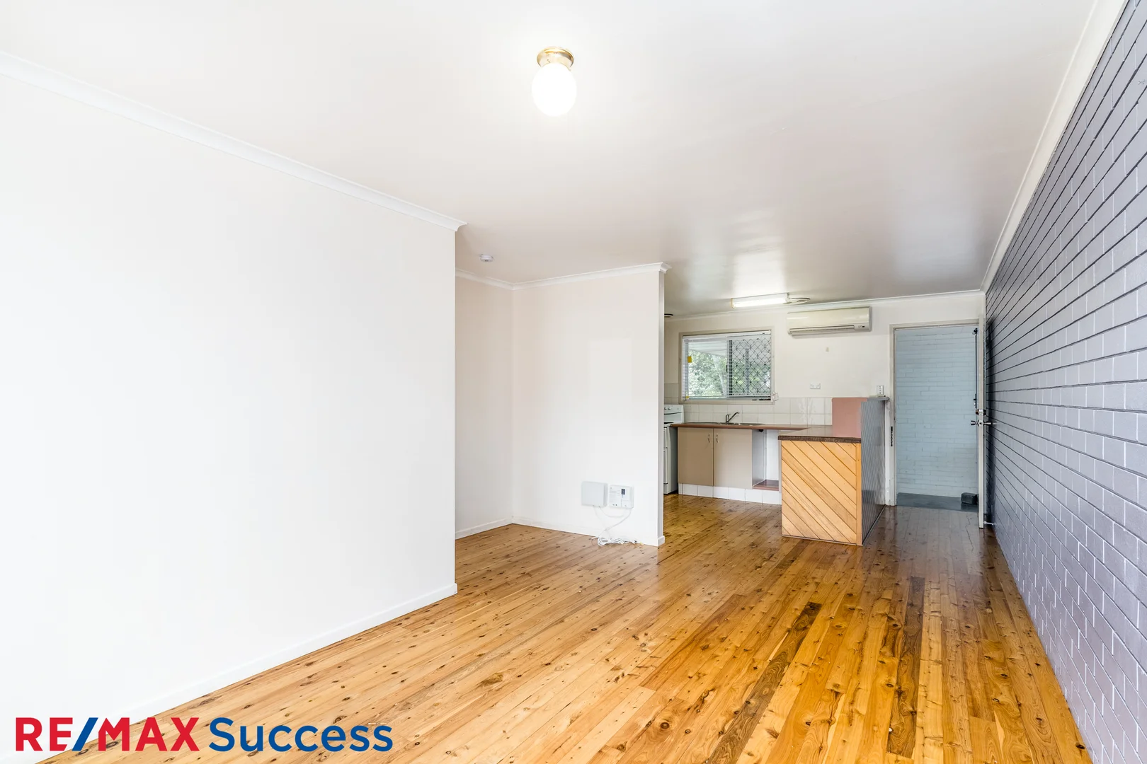 Additional image 3 of 2/60 Wooldridge Street, Mount Lofty QLD 4350