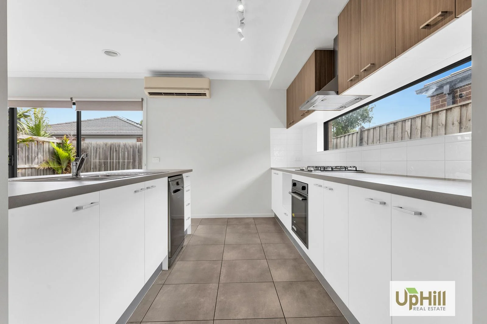 Additional image 3 of 10 Portrait Pl, Clyde North VIC 3978