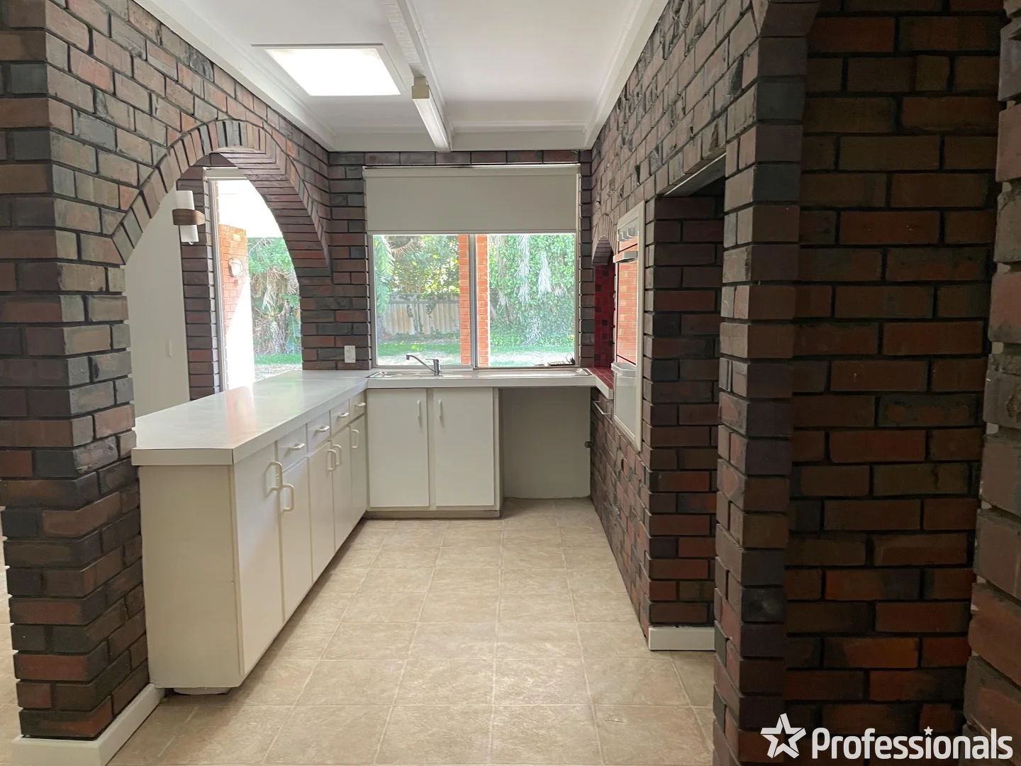 Additional image 7 of 19 Hughenden Drive, Thornlie WA 6108