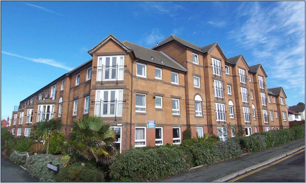 2 bed flat to rentCurrie Road, Lake, Sandown PO36