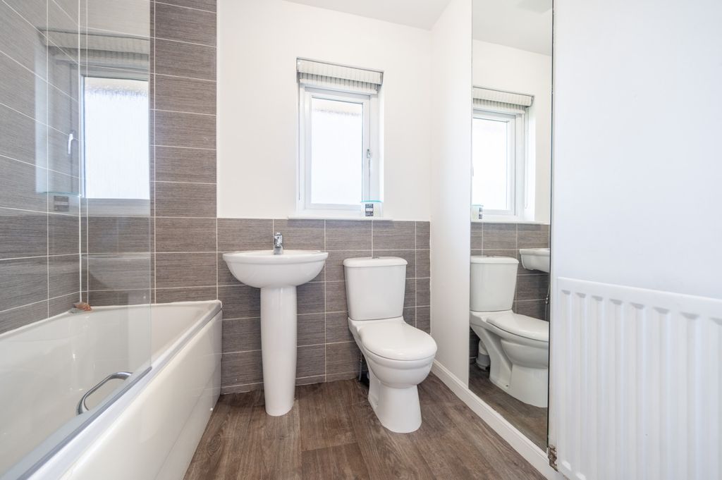 Additional image 10 of 2 bed end terrace house to rentJames Weir Grove, Uddingston, South Lanarkshire G71