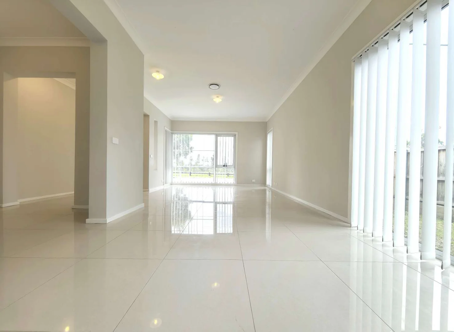 Additional image 3 of 83 PLEASANT CIRCUIT, Gledswood Hills NSW 2557