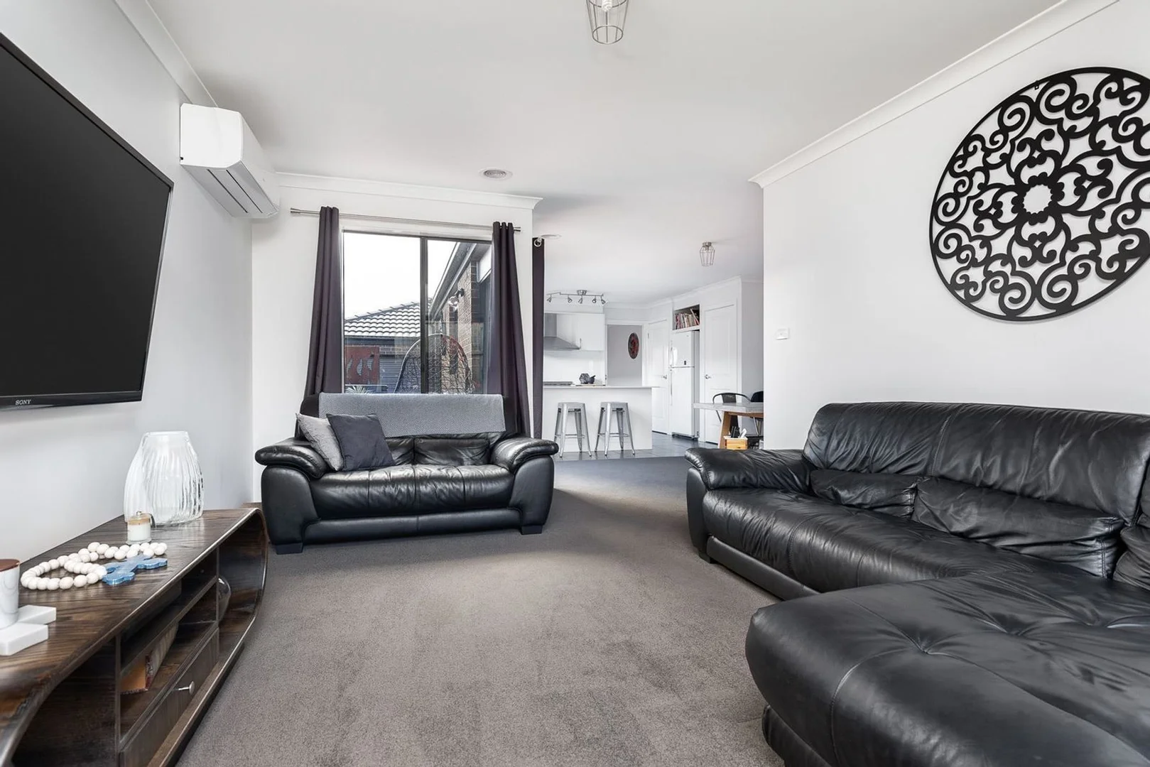 Additional image 4 of 8 Carambola Place, Berwick VIC 3806