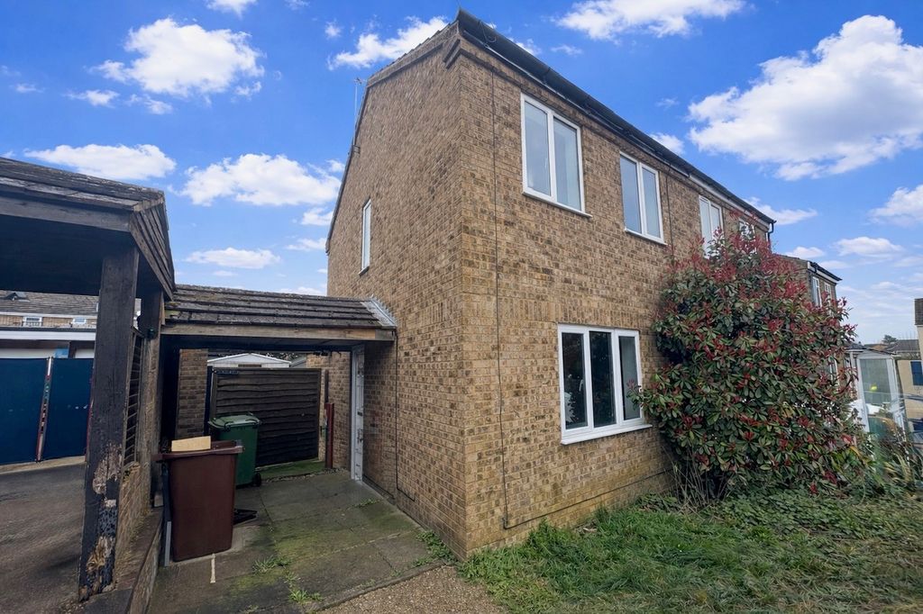 3 bed semi-detached house to rentPoplar Road, The Shire, Corby NN17