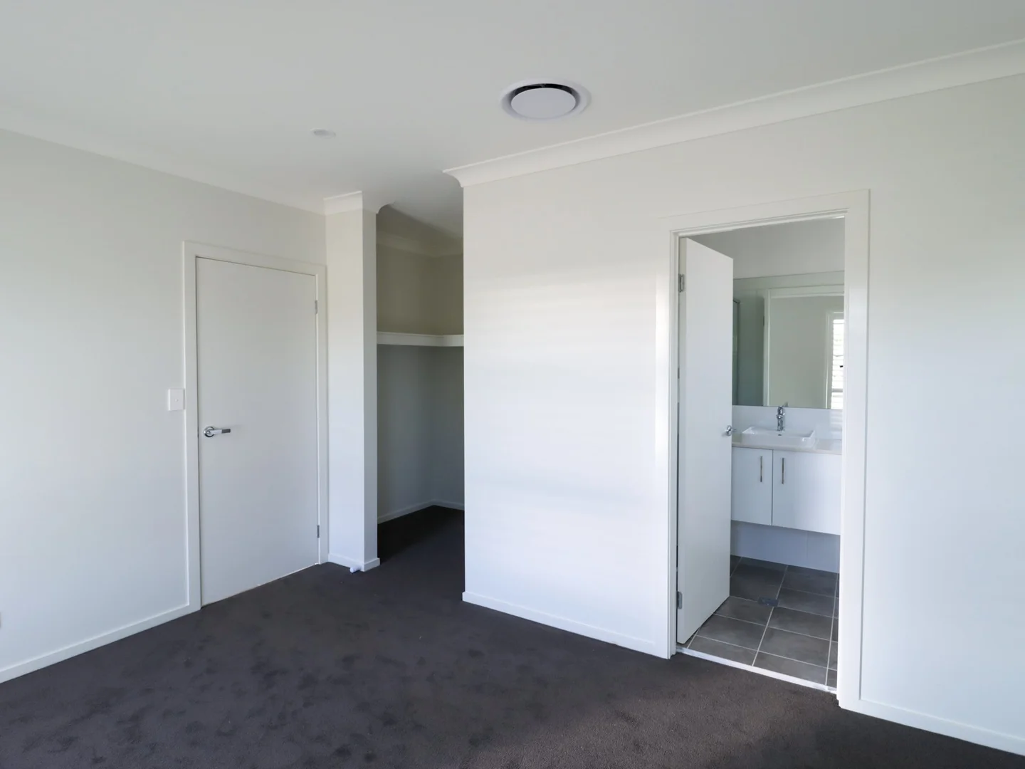 Additional image 6 of 64 Birkdale Circuit, Sussex Inlet NSW 2540