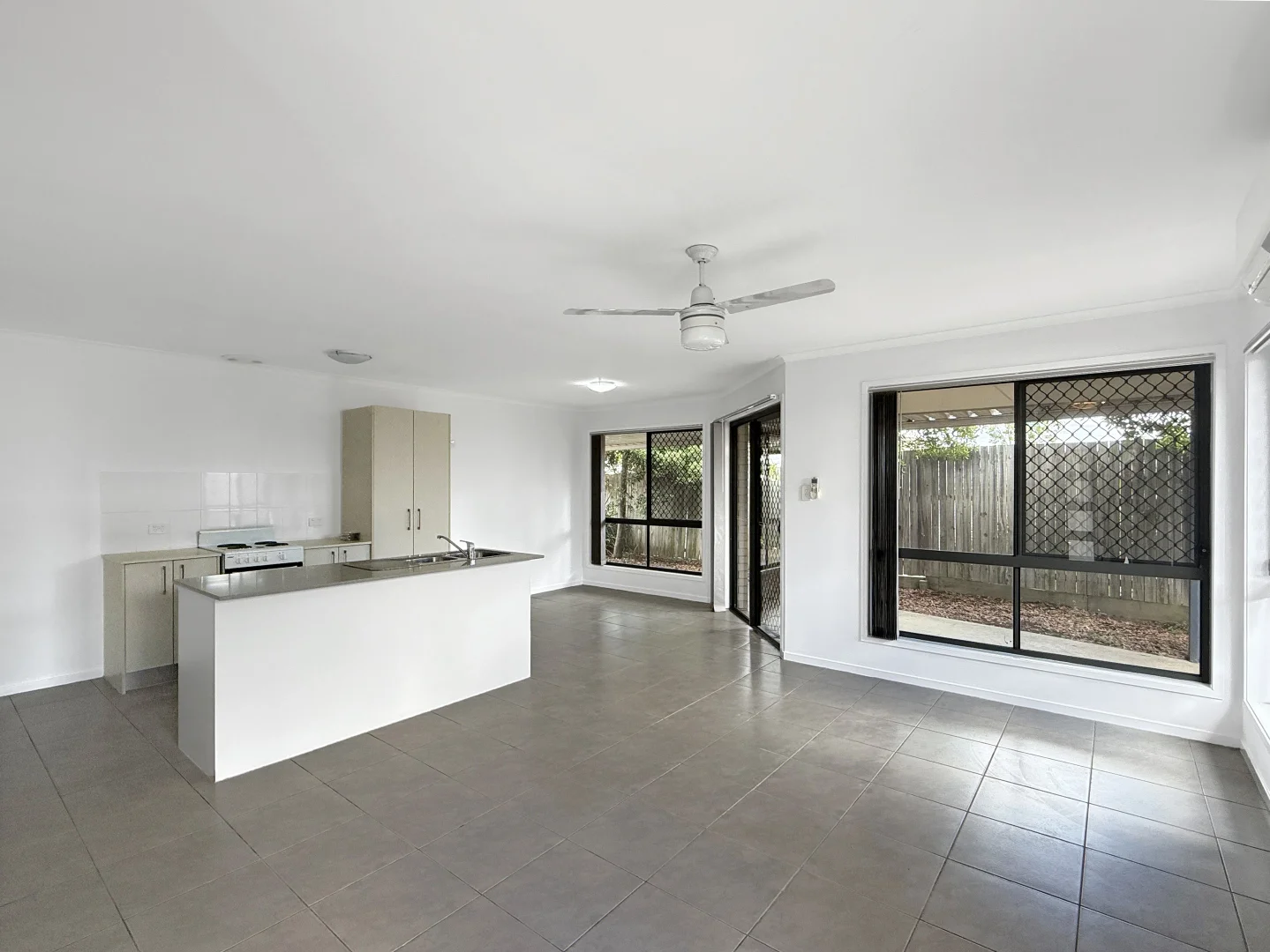 Additional image 2 of 2/86 Valentine Circuit, Augustine Heights QLD 4300