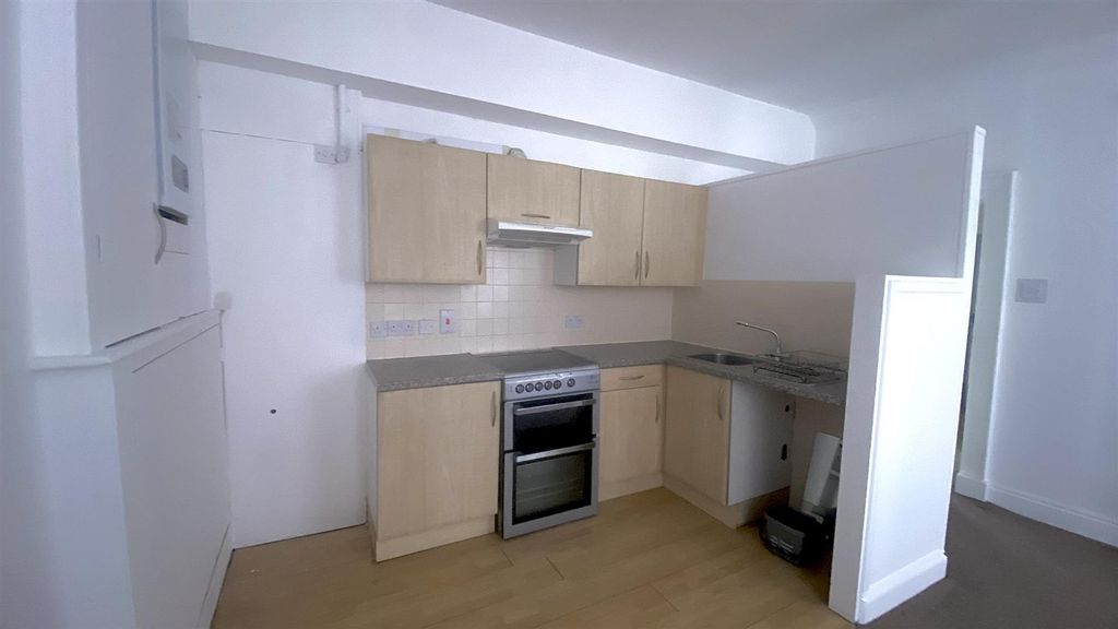 Additional image 3 of 1 bed flat to rentBush Row, Willesden House Bush Row SA61