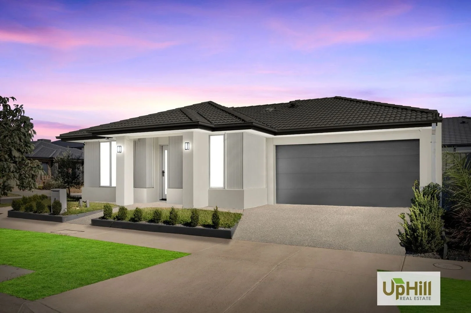 8 Salers Rd, Clyde North VIC 3978