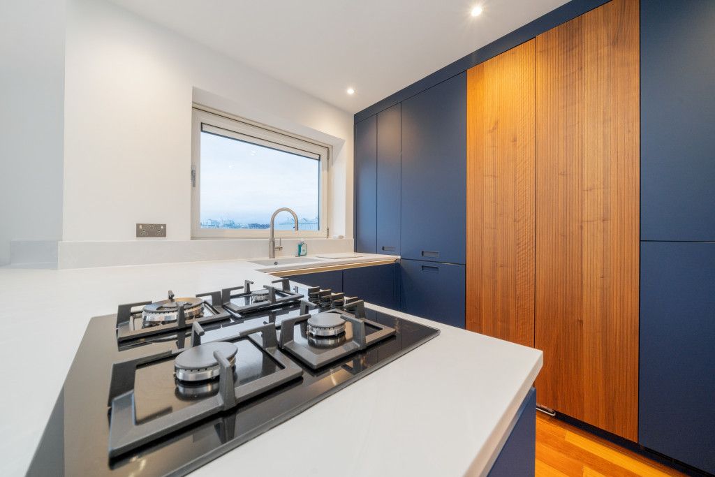 Additional image 7 of 3 bed penthouse to rentDunlop Street, City Centre G1