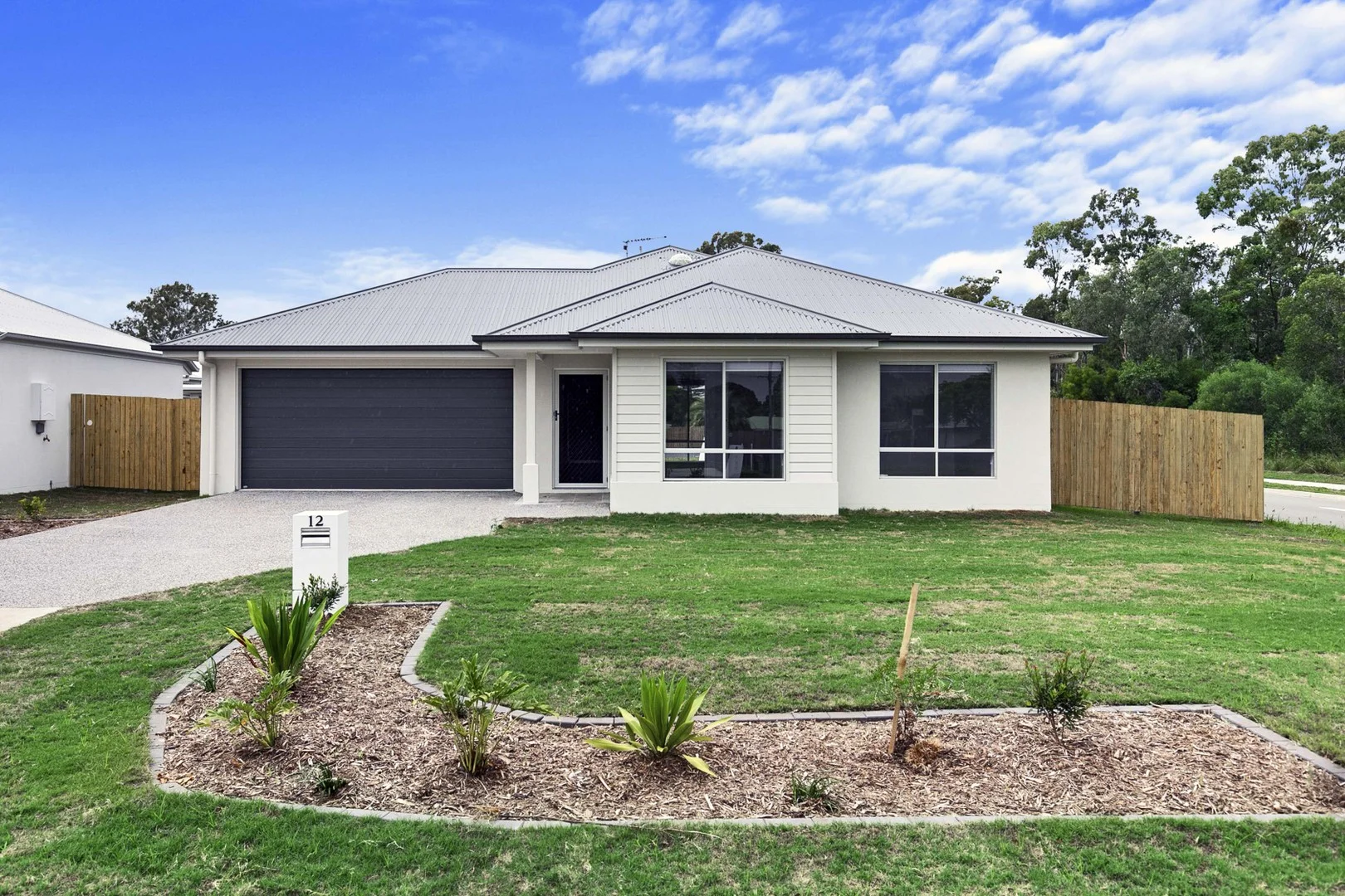 12 Ocean Edge Road, Burrum Heads QLD 4659