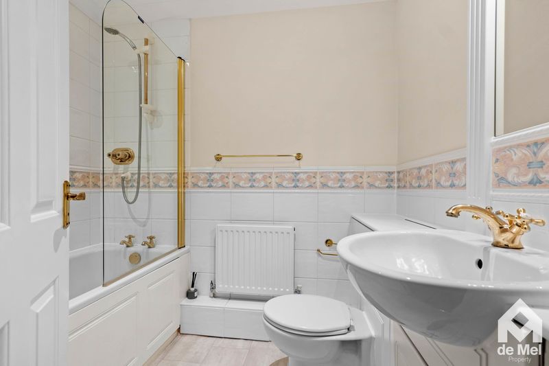 Additional image 11 of 3 bed flat for saleThe Broad Walk, Imperial Square, Cheltenham, Gloucestershire GL50